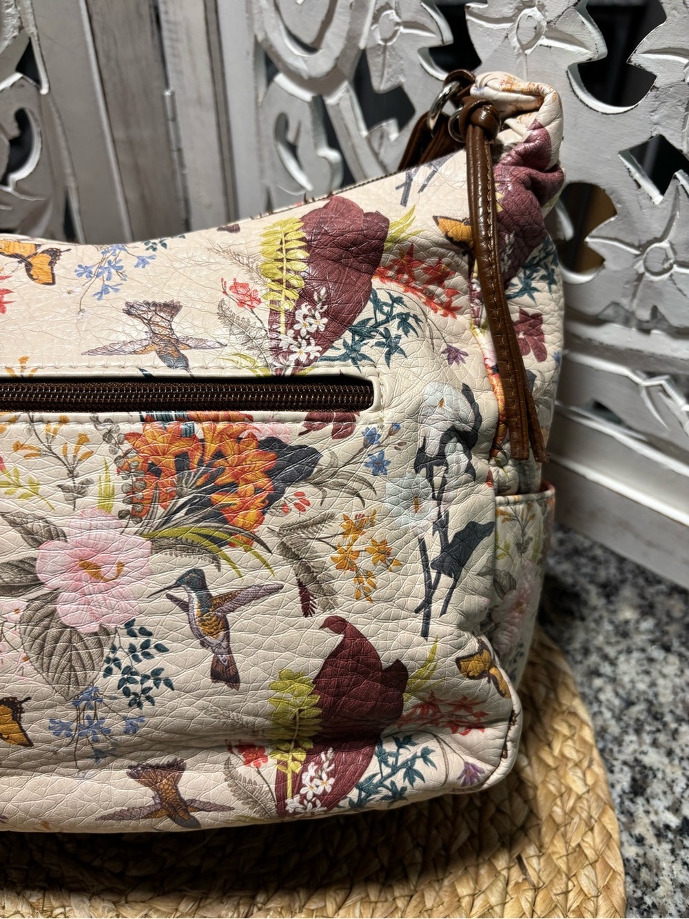 Bueno Floral Quilted Shoulder Bag in Cream and Brown - Picture 8 of 14
